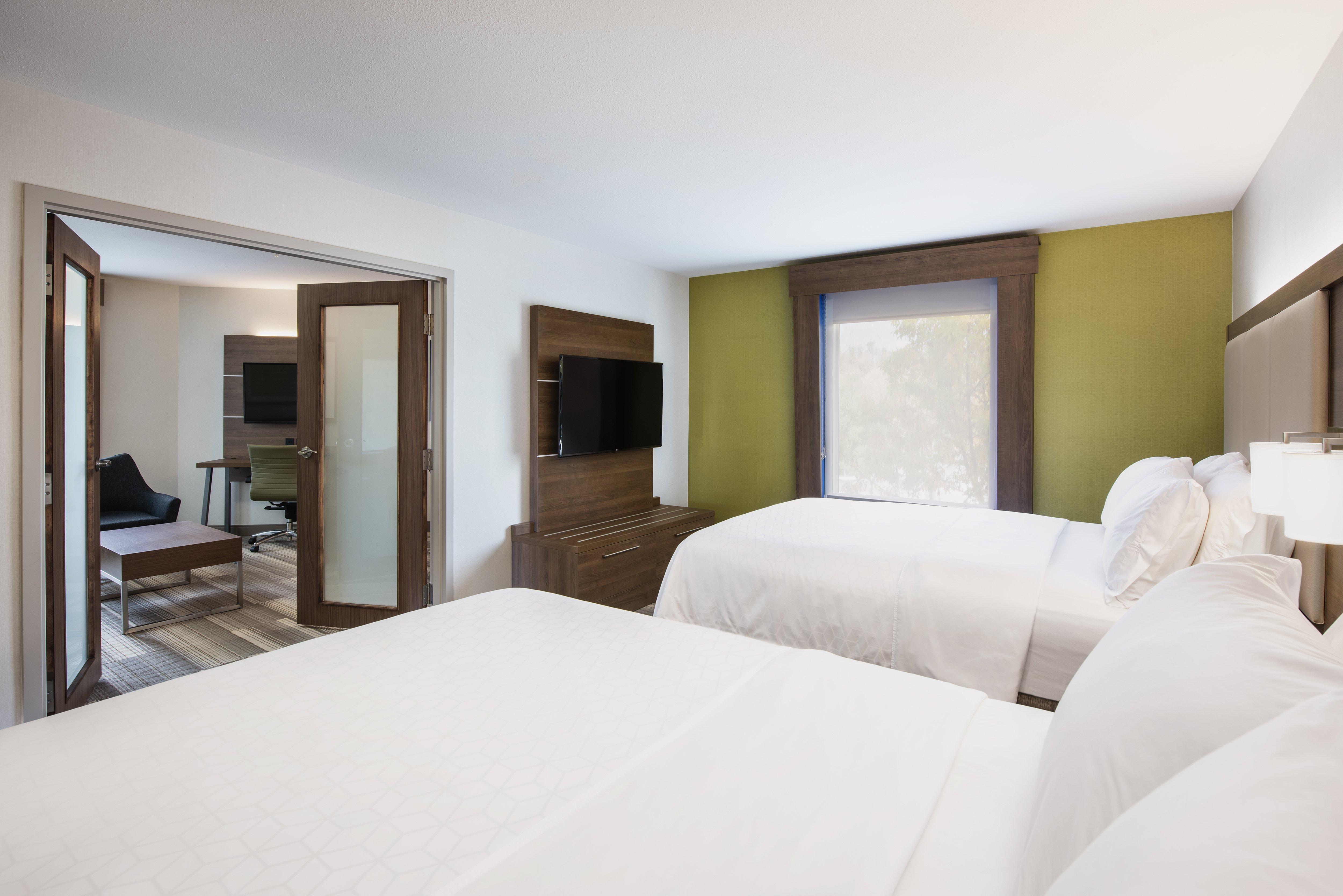 Holiday Inn Express Hotel & Suites Saskatoon By Ihg Exterior foto