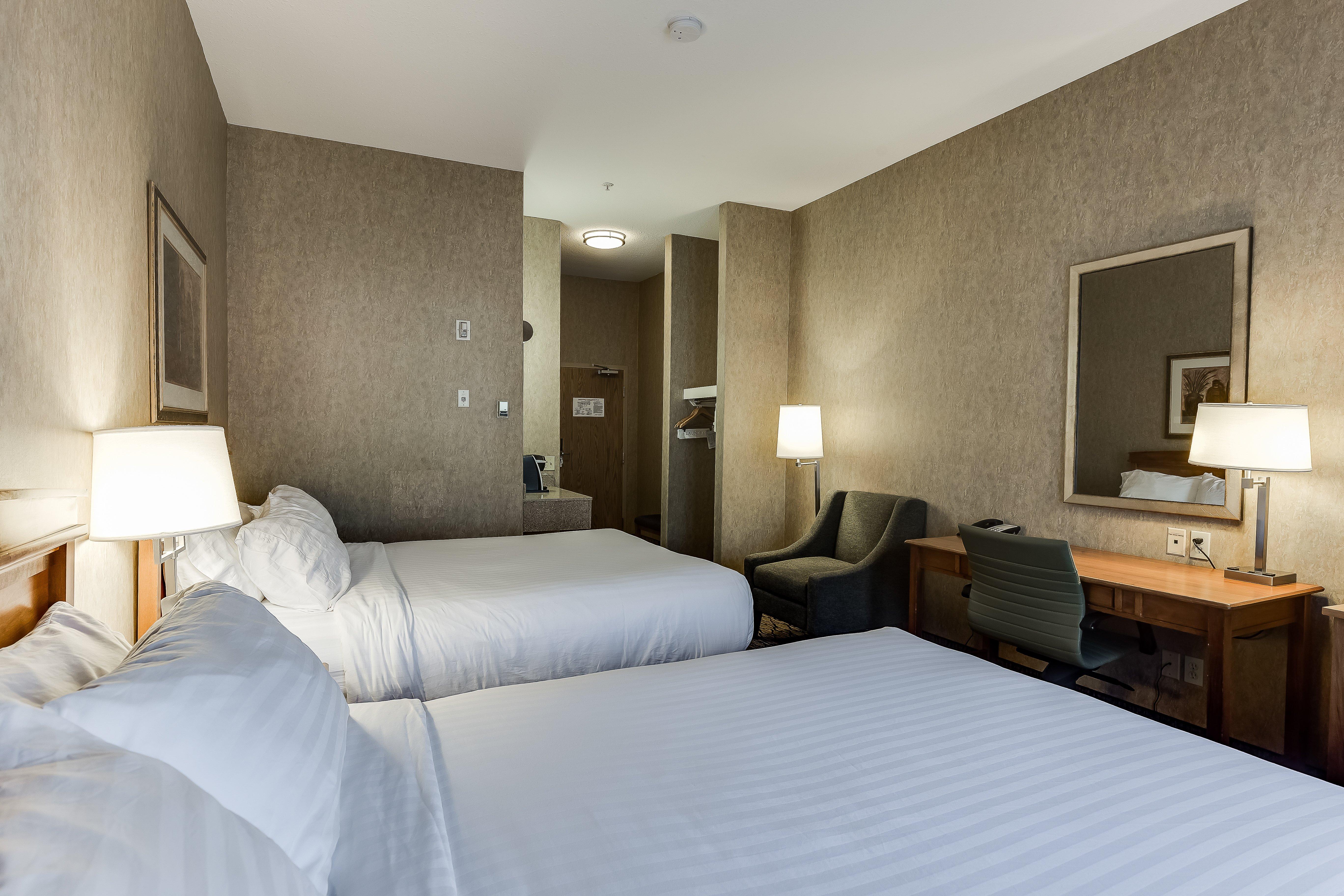 Holiday Inn Express Hotel & Suites Saskatoon By Ihg Exterior foto