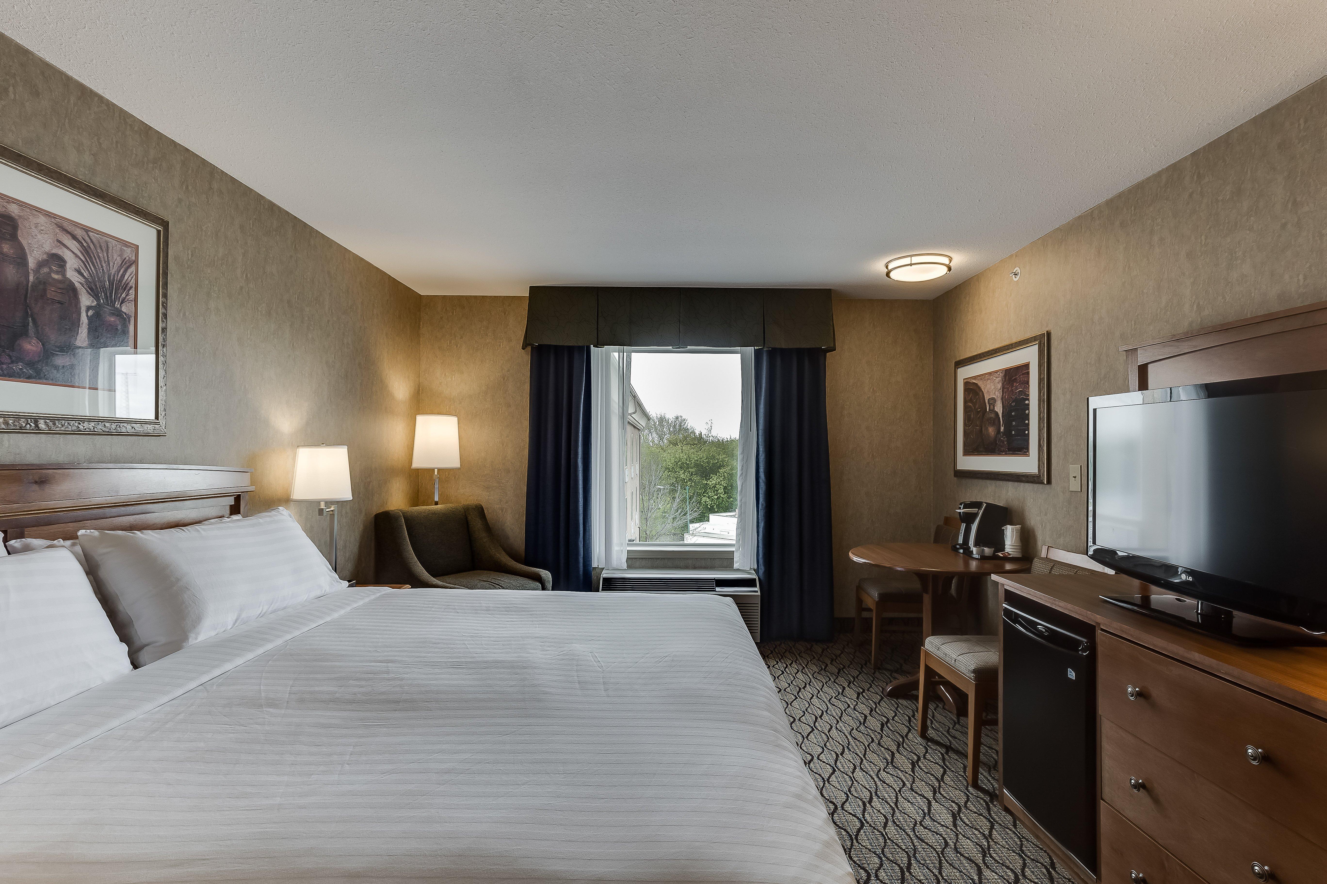 Holiday Inn Express Hotel & Suites Saskatoon By Ihg Exterior foto