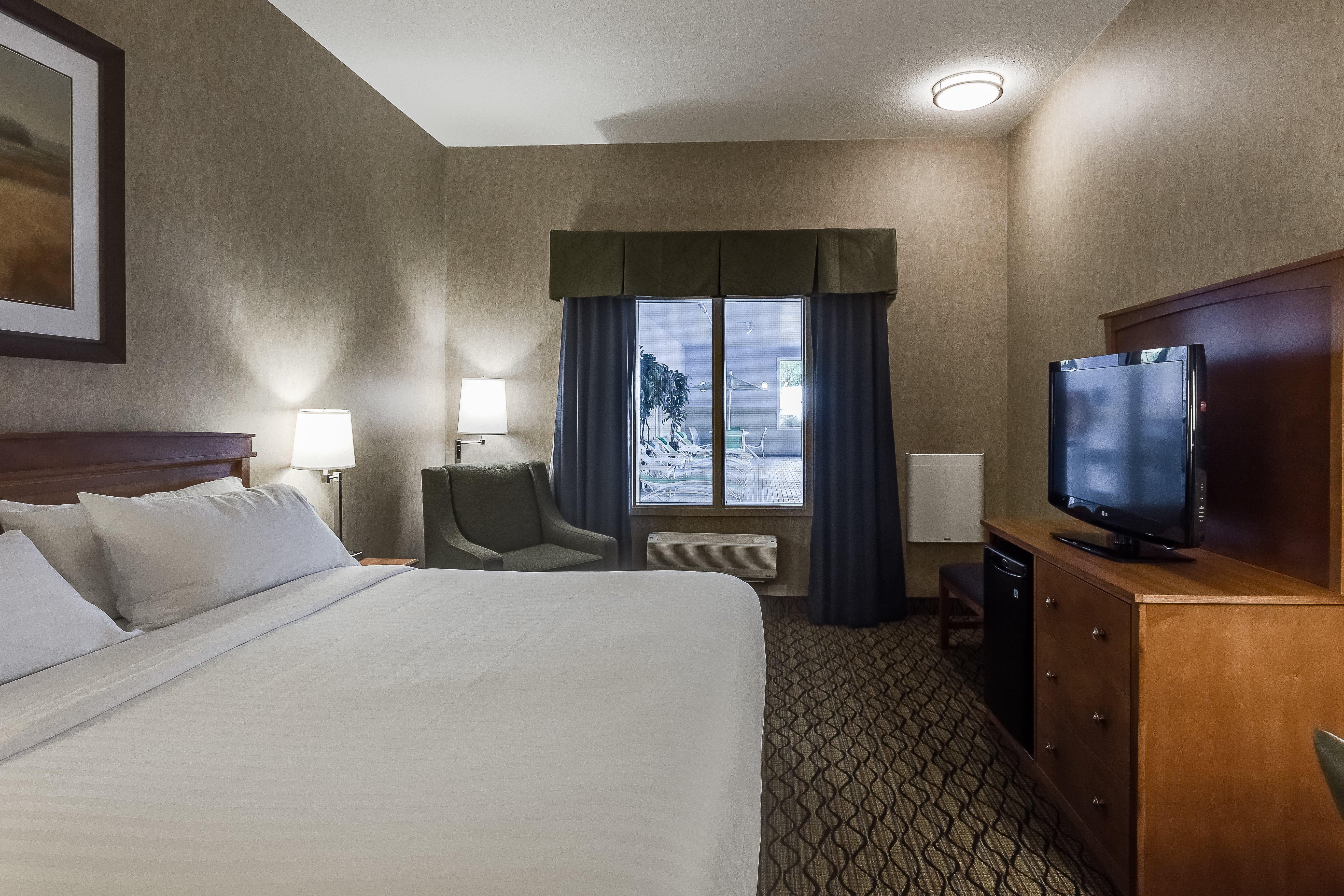 Holiday Inn Express Hotel & Suites Saskatoon By Ihg Exterior foto