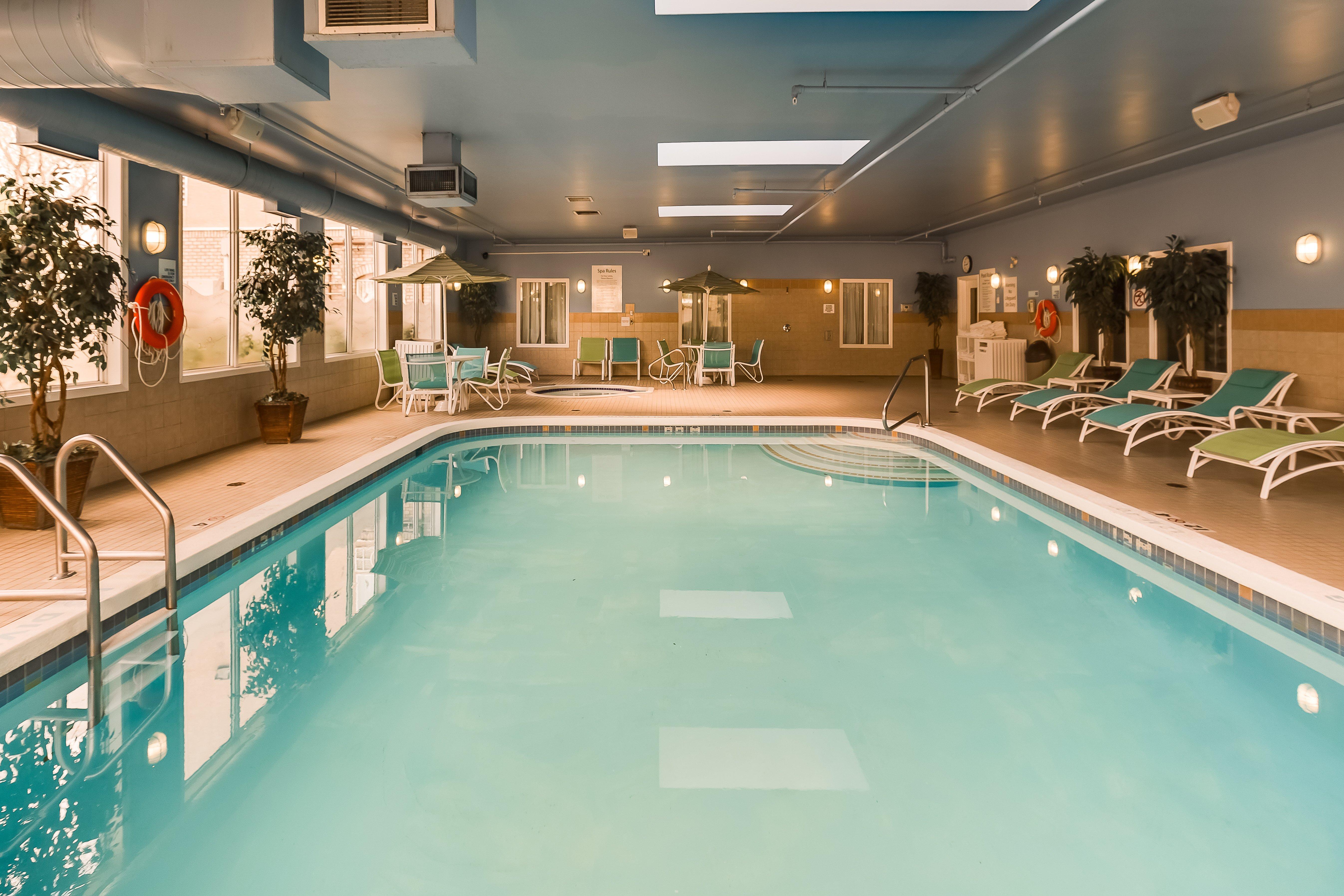 Holiday Inn Express Hotel & Suites Saskatoon By Ihg Exterior foto