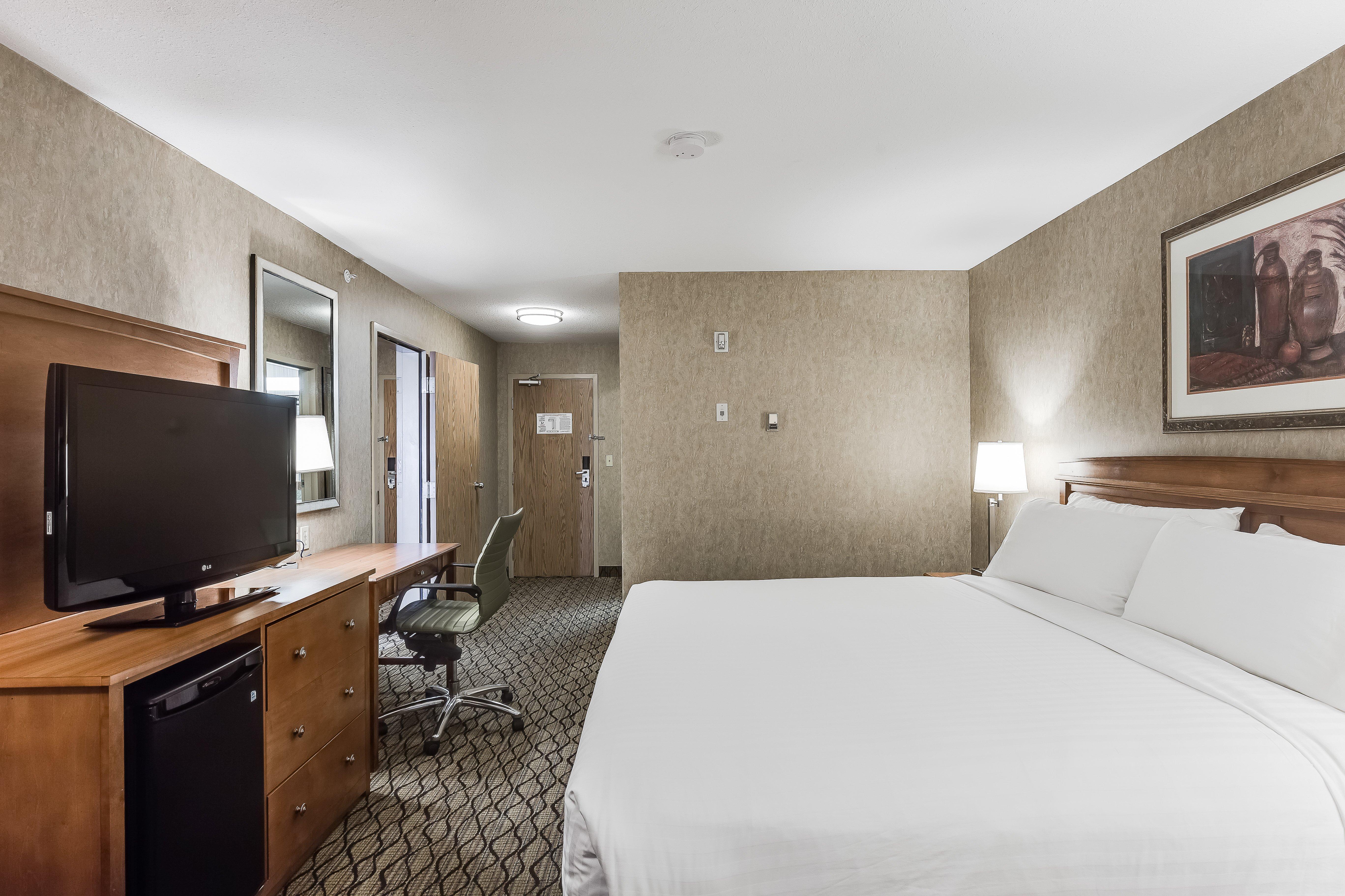Holiday Inn Express Hotel & Suites Saskatoon By Ihg Exterior foto
