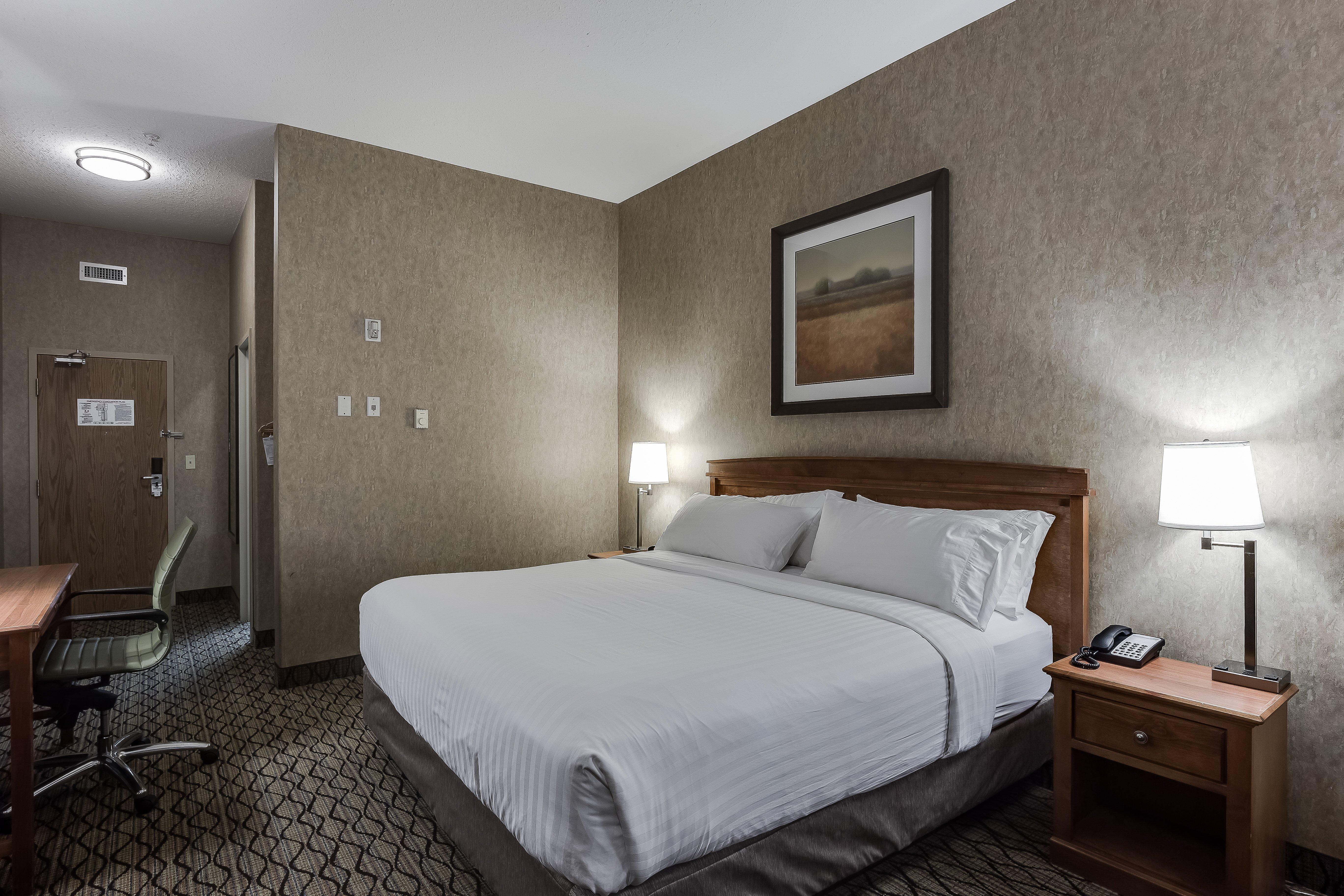 Holiday Inn Express Hotel & Suites Saskatoon By Ihg Exterior foto